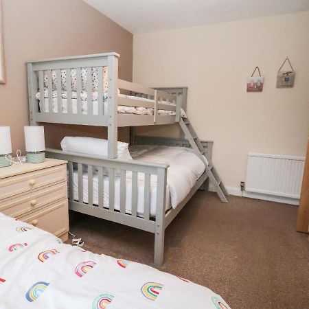 The Hollies Villa Prestatyn Buitenkant foto