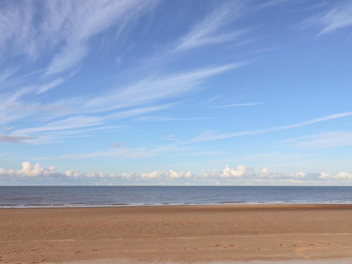 The Hollies Villa Prestatyn Buitenkant foto